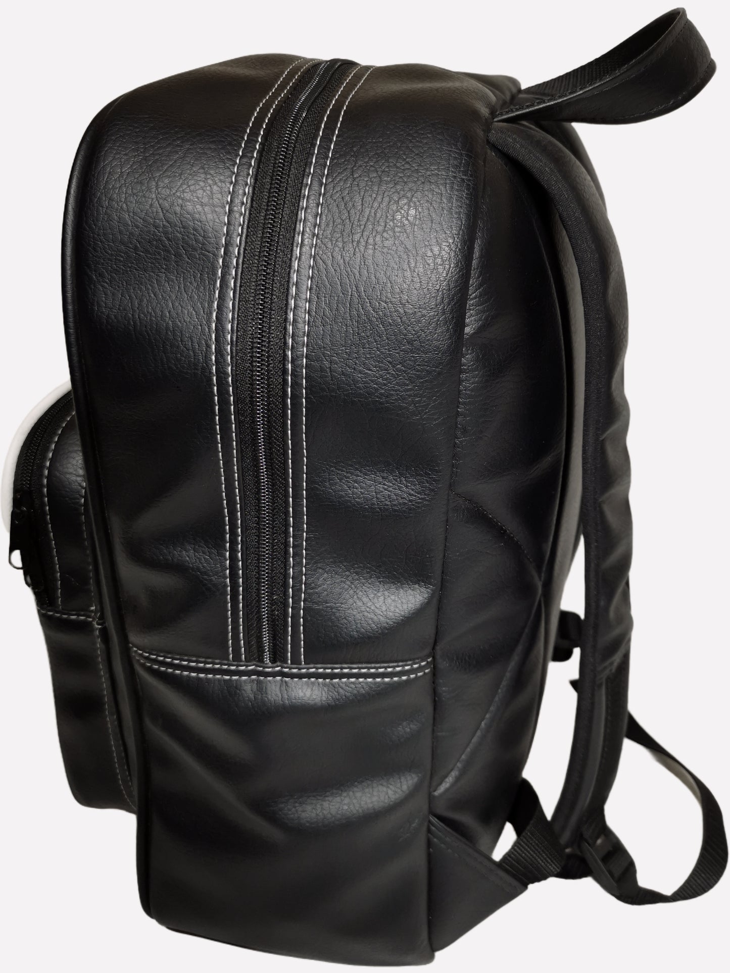 Backpack-Laptop / Black and White